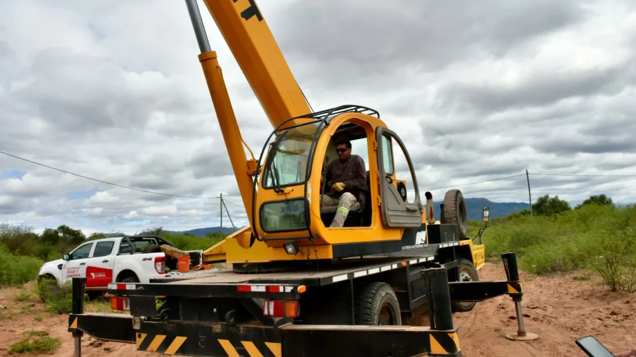 Gasoducto Chilecito: la provincia pone los fondos y le reclama $26.000 M a Nación